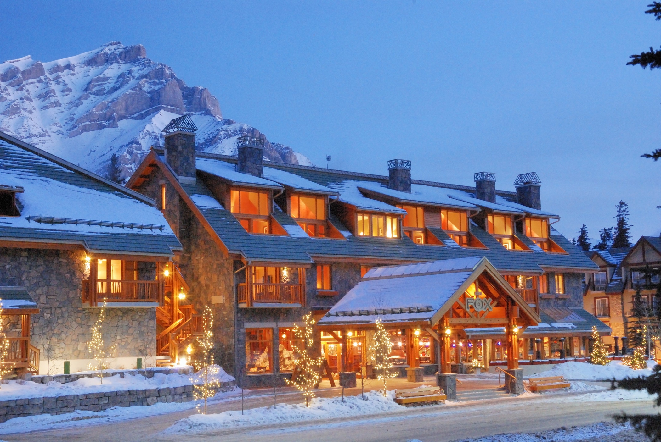 The Fox Hotel & Suites, Banff Ski Resort Canada - Snowcapped Travel