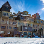 White Chrystal Apartments Snowcapped travel